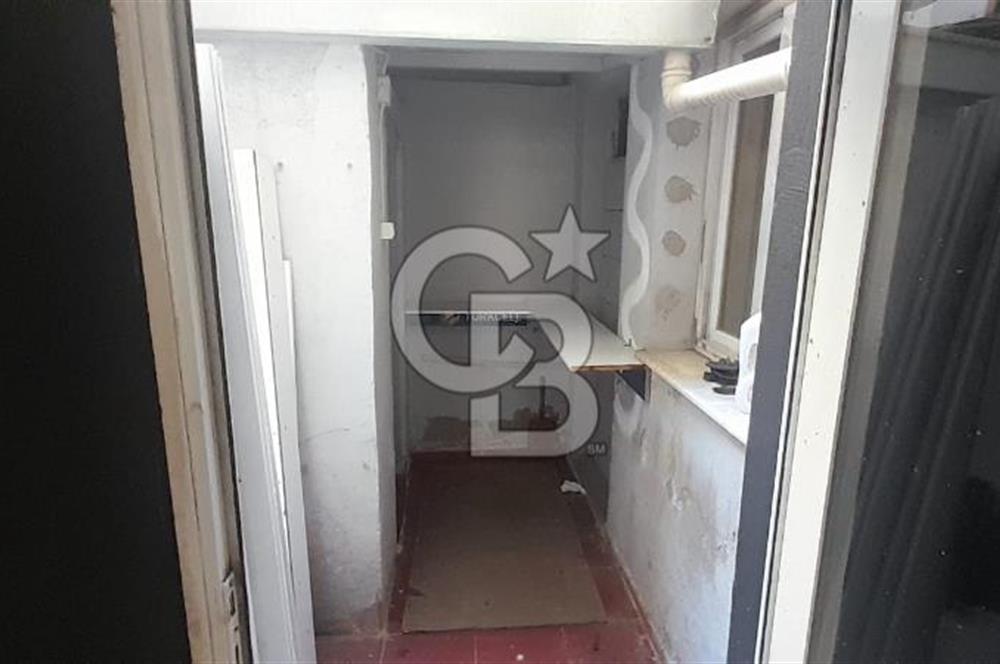 KARSIYAKA ÇARSI İÇİNDE 43 m2 KIRALIK DÜKKAN