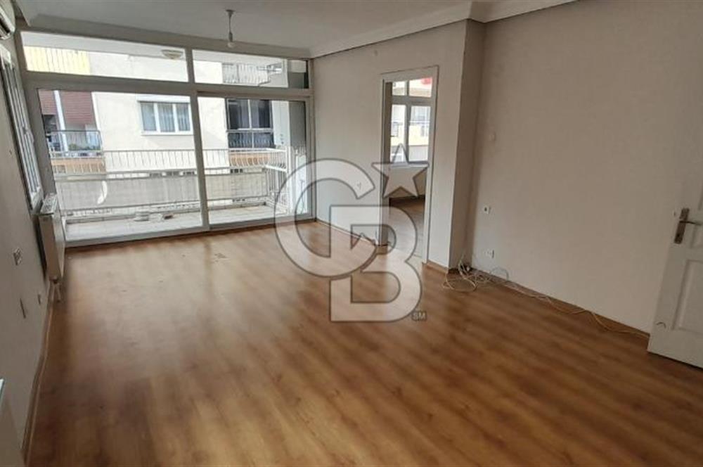 KARŞIYAKA'nın EN HAREKETLİ BÖLGESİNDE BULUNAN DAİREMİZ 3+1 OLUP 2.KATTADIR