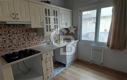 KARŞIYAKA'nın EN HAREKETLİ BÖLGESİNDE BULUNAN DAİREMİZ 3+1 OLUP 2.KATTADIR