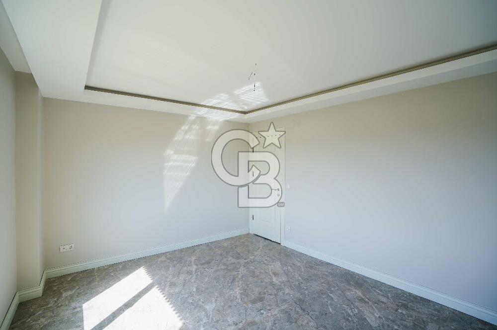 Şile Çavuş'ta Müstakil Havuzlu Tripleks Villa 9+1