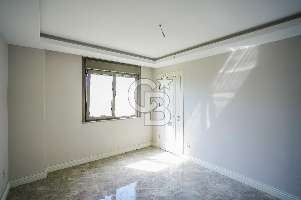 Şile Çavuş'ta Müstakil Havuzlu Tripleks Villa 9+1