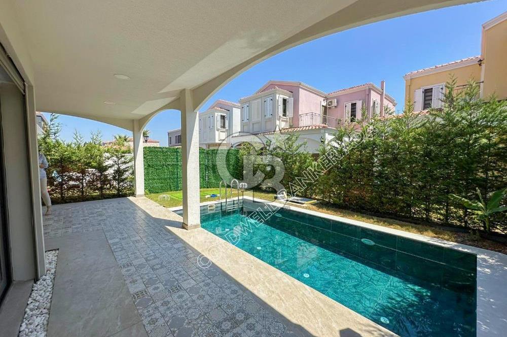 Kuşadası Karaova ‘da Özel Havuzlu Kiralık Villa 