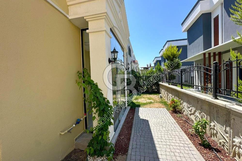 Kuşadası Karaova ‘da Özel Havuzlu Kiralık Villa 