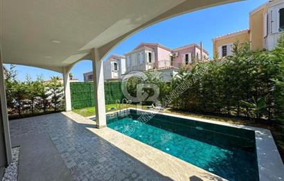 Kuşadası Karaova ‘da Özel Havuzlu Kiralık Villa 