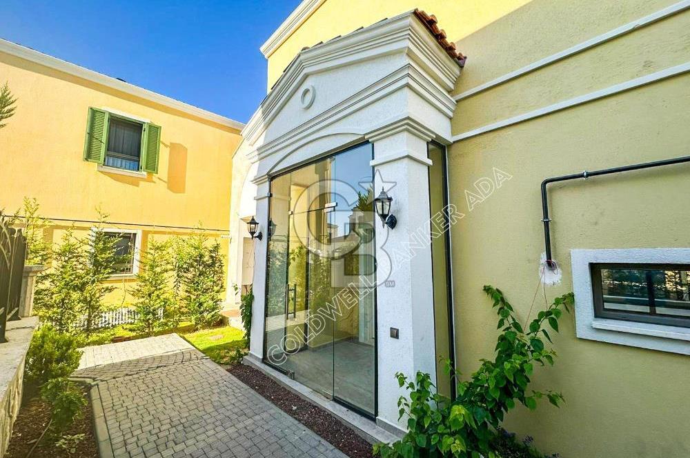 Kuşadası Karaova ‘da Özel Havuzlu Kiralık Villa 