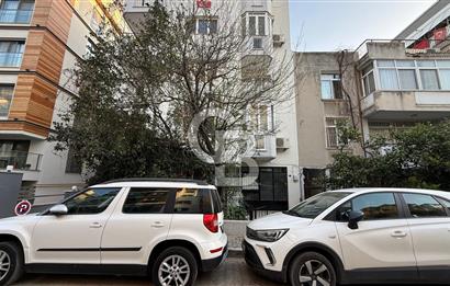 Karşıyaka Çarşı’da Yakını Merkezi Lokasyonda Satılık Yatırımlık Dükkan