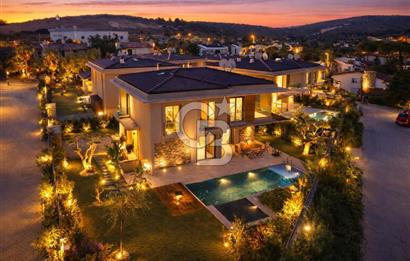 TEOK'tan Ardıç'ta Denize Yürüme Mesafesinde Çok Özel Lüks Villa