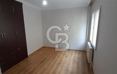 KARŞIYAKA'nın EN HAREKETLİ BÖLGESİNDE BULUNAN DAİREMİZ 3+1 OLUP 2.KATTADIR