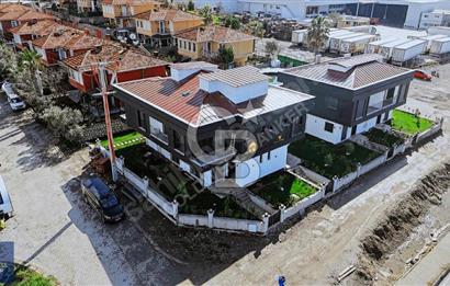 KUŞADASI CADDESİNE CEPHELİ SIFIR 2+1 VİLLA