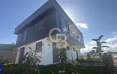 KUŞADASI CADDESİNE CEPHELİ SIFIR 2+1 VİLLA