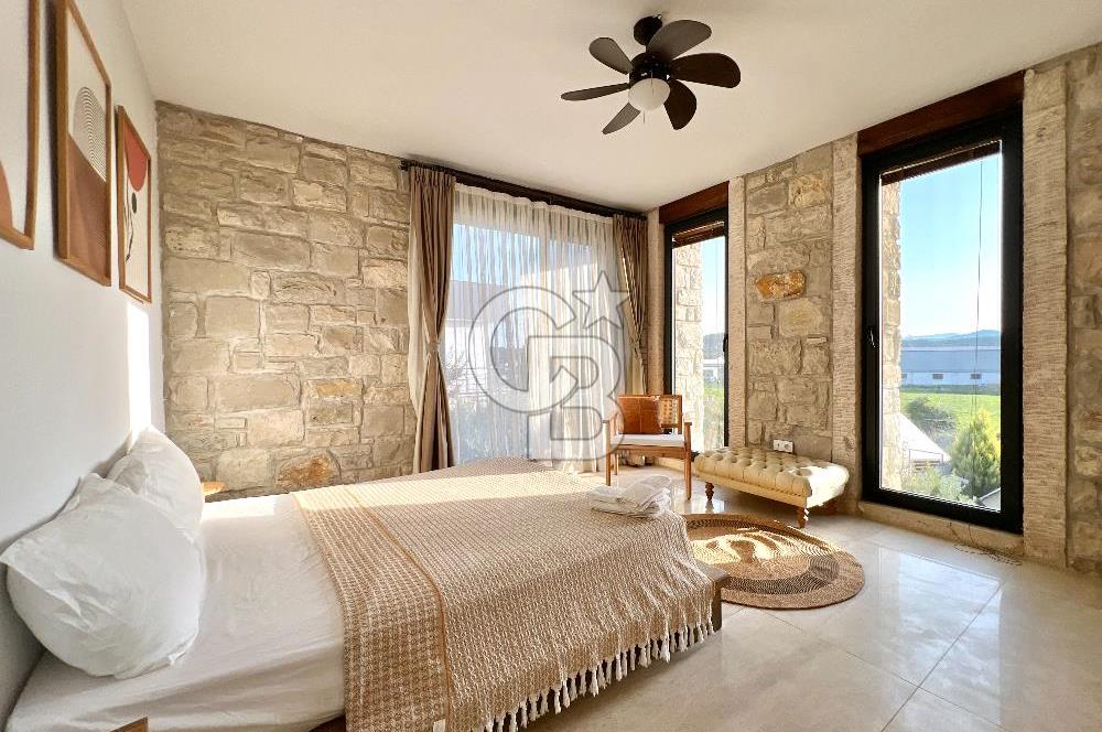 URLA KUŞÇULAR KİRALIK 5+2 ÖZEL TASARIM HAVUZLU MÜSTAKİL VİLLA