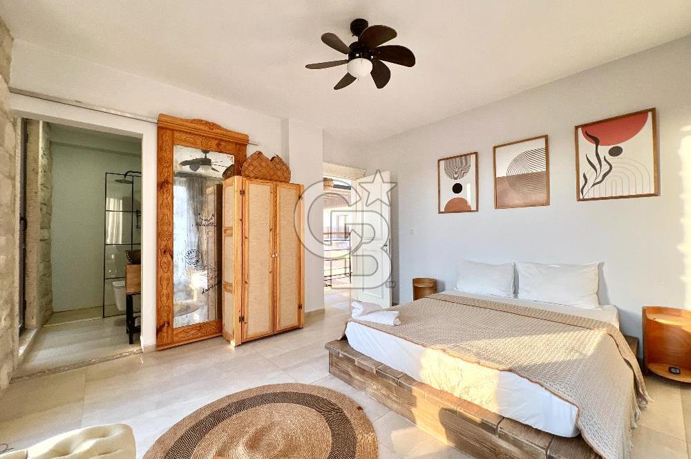 URLA KUŞÇULAR KİRALIK 5+2 ÖZEL TASARIM HAVUZLU MÜSTAKİL VİLLA