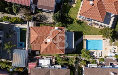 CB Marina'dan Marmaris Merkezde Havuzlu 3+1 Villa Butik Sitede