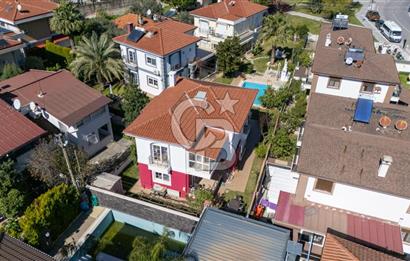 CB Marina'dan Marmaris Merkezde Havuzlu 3+1 Villa Butik Sitede