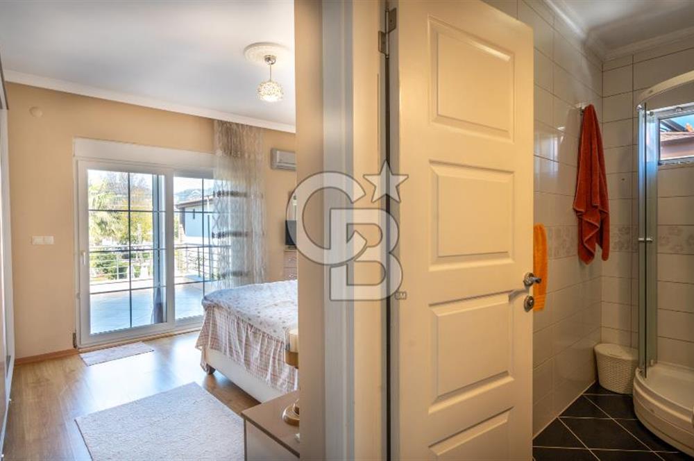 CB Marina'dan Marmaris Merkezde Havuzlu 3+1 Villa Butik Sitede