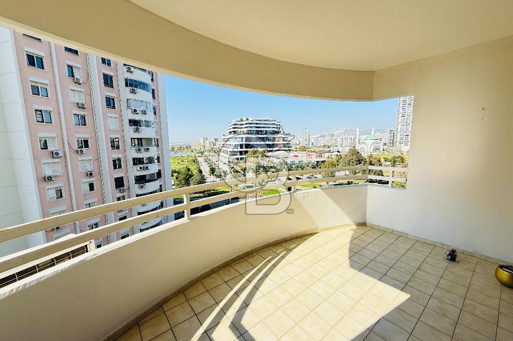 Mavişehir Albatros Blokları Havuz Manzaralı Satılık 4+1 Daire