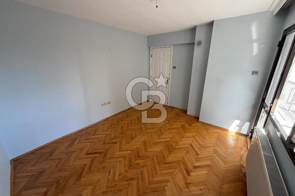 Demirköprü Diş Hastanesi Yakını Kiralık Kapalı Mutfak 2+1 Daire