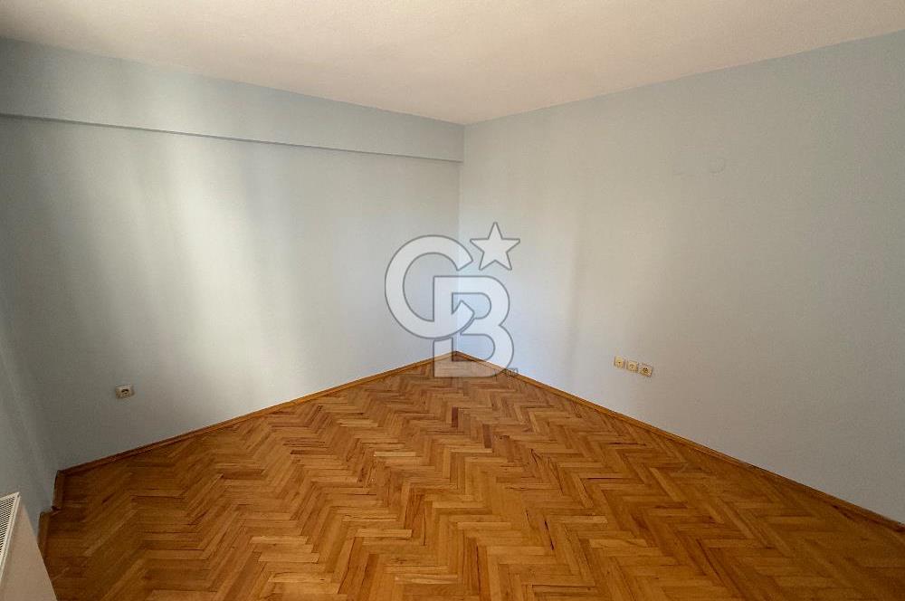 Demirköprü Diş Hastanesi Yakını Kiralık Kapalı Mutfak 2+1 Daire