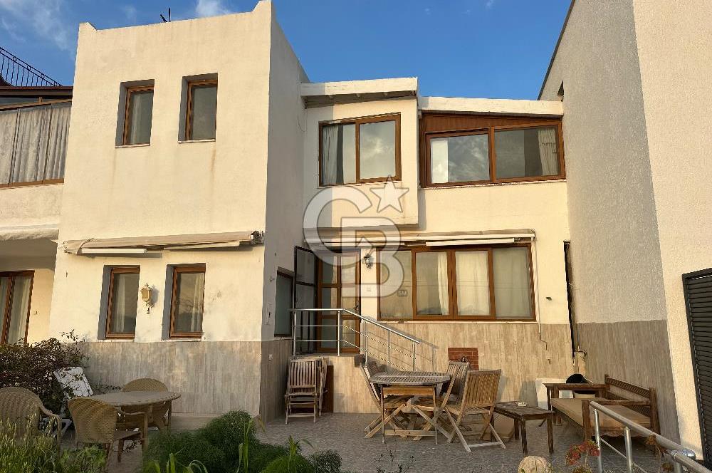 Bodrum Gündoğan Küçükbük Deni Manzaralı Satılık Villa