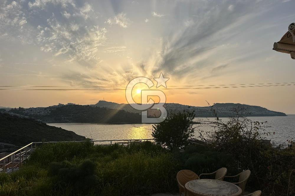 Bodrum Gündoğan Küçükbük Deni Manzaralı Satılık Villa