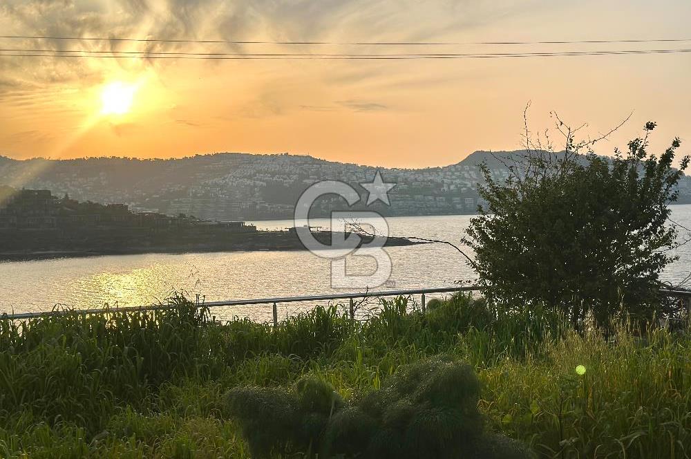 Bodrum Gündoğan Küçükbük Deni Manzaralı Satılık Villa