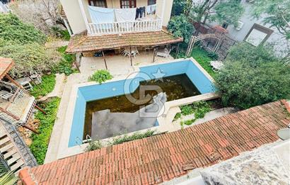 Sahilevlerinde Denize Yakın Satılık Havuzlu Müstakil 5+1 Villa