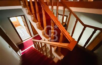 Sahilevlerinde Denize Yakın Satılık Havuzlu Müstakil 5+1 Villa