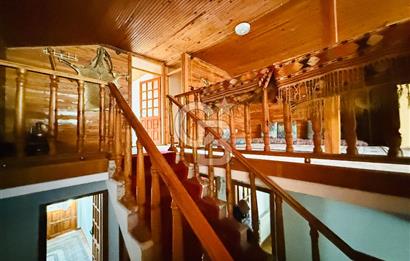 Sahilevlerinde Denize Yakın Satılık Havuzlu Müstakil 5+1 Villa