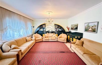 Sahilevlerinde Denize Yakın Satılık Havuzlu Müstakil 5+1 Villa