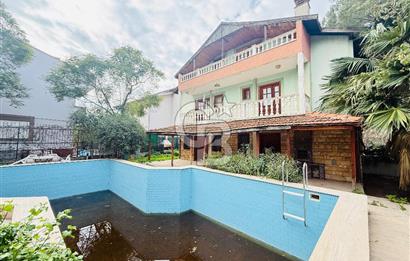 Sahilevlerinde Denize Yakın Satılık Havuzlu Müstakil 5+1 Villa