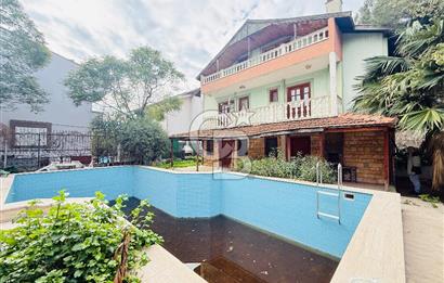 Sahilevlerinde Denize Yakın Satılık Havuzlu Müstakil 5+1 Villa