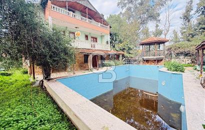 Sahilevlerinde Denize Yakın Satılık Havuzlu Müstakil 5+1 Villa