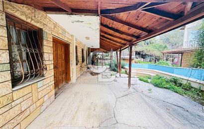 Sahilevlerinde Denize Yakın Satılık Havuzlu Müstakil 5+1 Villa