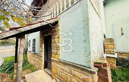 Sahilevlerinde Denize Yakın Satılık Havuzlu Müstakil 5+1 Villa