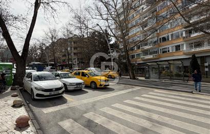 KARUM AVM'DE *1.KAT'TA* KİRALIK DÜKKAN & MAĞAZA & OFİS