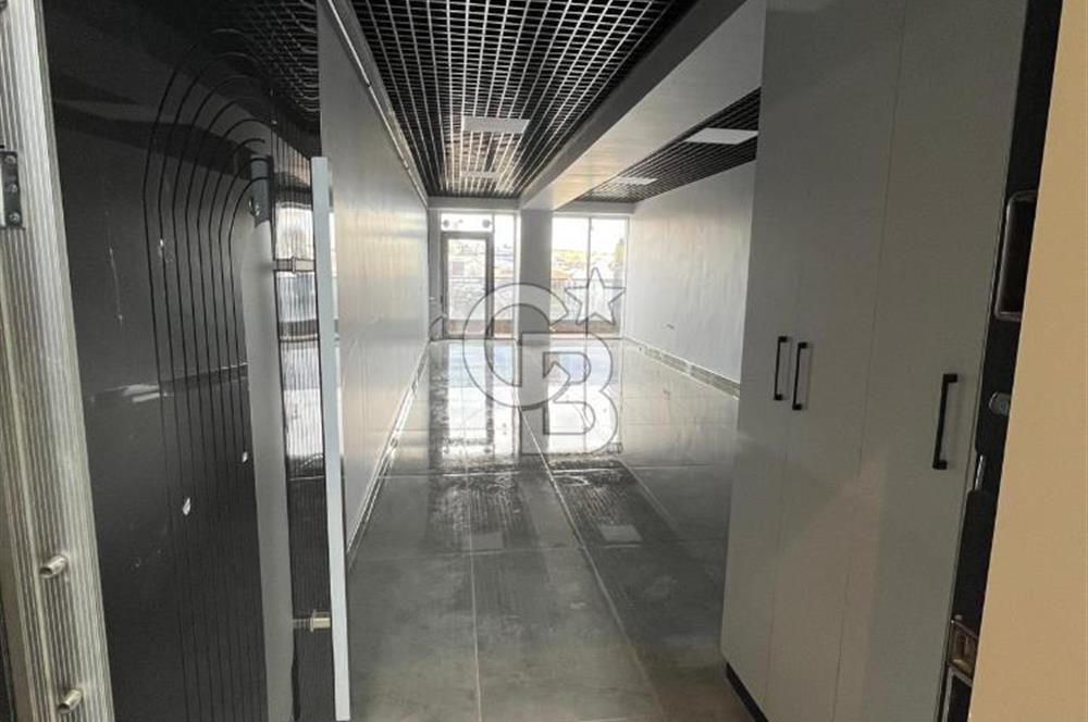 İvedik Sanayi Merkezinde Bulvar Cepheli Satılık Ofis