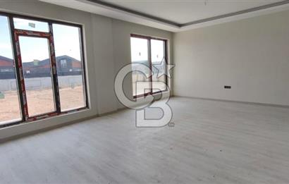 ANKARA GÖLBAŞI HACILAR’DA KATRE MOGAN VİLLALARI’NDA SATILIK 5+1 LÜKS VİLLA