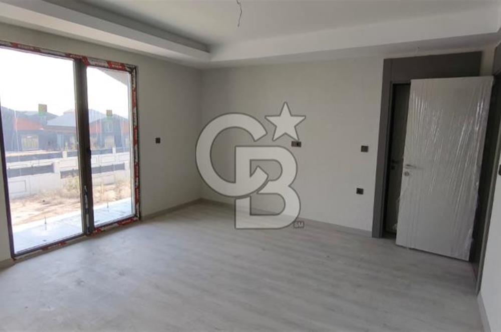 ANKARA GÖLBAŞI HACILAR’DA KATRE MOGAN VİLLALARI’NDA SATILIK 5+1 LÜKS VİLLA