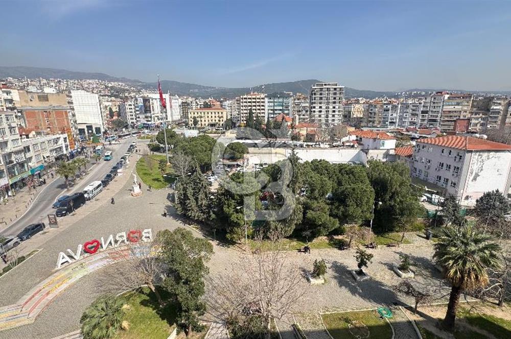 bornova meydan da 4+1 satılık daire