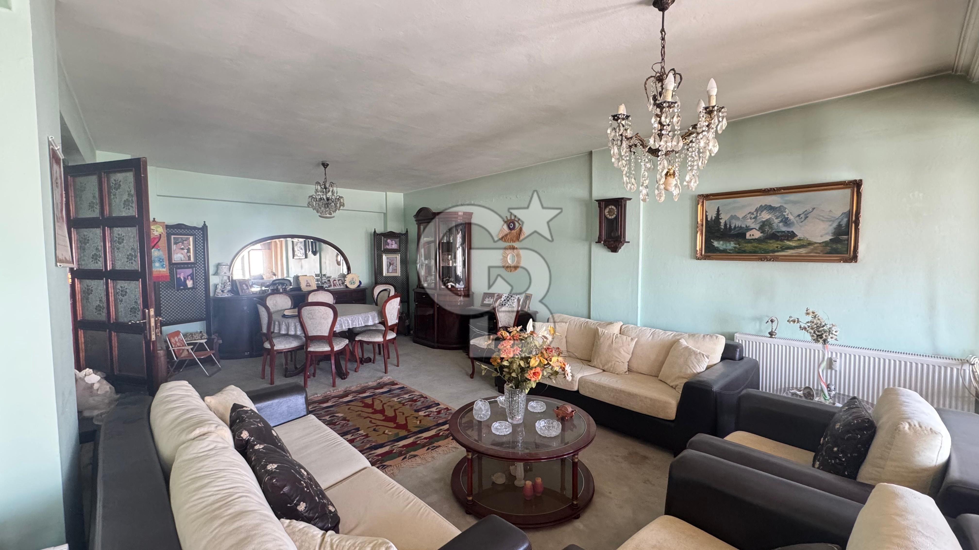 bornova meydan da 4+1 satılık daire