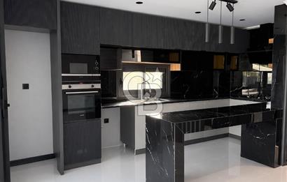 URLA ATATÜRK MAH. SATILIK 3+1 MÜSTAKİL HAVUZLU DUBLEKS LÜKS VİLLA