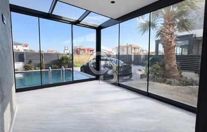 URLA ATATÜRK MAH. SATILIK 3+1 MÜSTAKİL HAVUZLU DUBLEKS LÜKS VİLLA