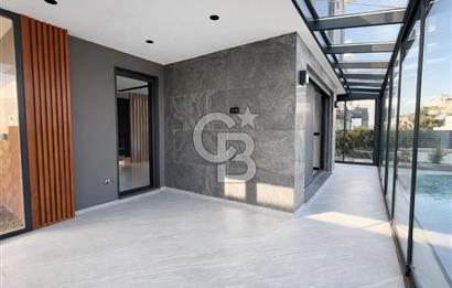 URLA ATATÜRK MAH. SATILIK 3+1 MÜSTAKİL HAVUZLU DUBLEKS LÜKS VİLLA