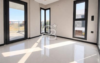 URLA ATATÜRK MAH. SATILIK 3+1 MÜSTAKİL HAVUZLU DUBLEKS LÜKS VİLLA