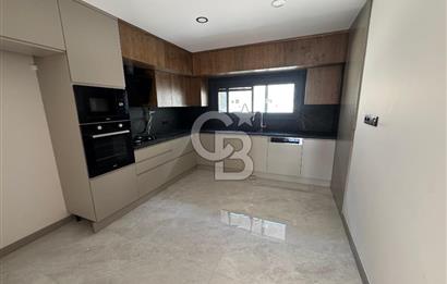 Prestij modern konfor Çiğli merkez de müstakil havuzlu villa