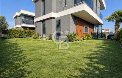 URLA ATATÜRK MAH. SATILIK 3+1 MÜSTAKİL HAVUZLU DUBLEKS LÜKS VİLLA