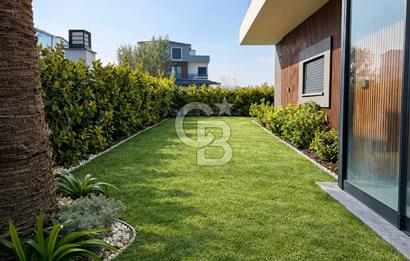 URLA ATATÜRK MAH. SATILIK 3+1 MÜSTAKİL HAVUZLU DUBLEKS LÜKS VİLLA