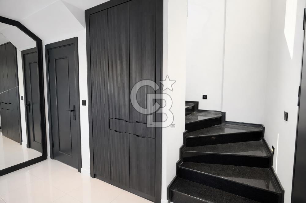 URLA ATATÜRK MAH. SATILIK 3+1 MÜSTAKİL HAVUZLU DUBLEKS LÜKS VİLLA