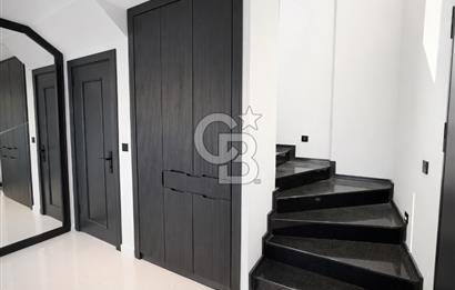 URLA ATATÜRK MAH. SATILIK 3+1 MÜSTAKİL HAVUZLU DUBLEKS LÜKS VİLLA