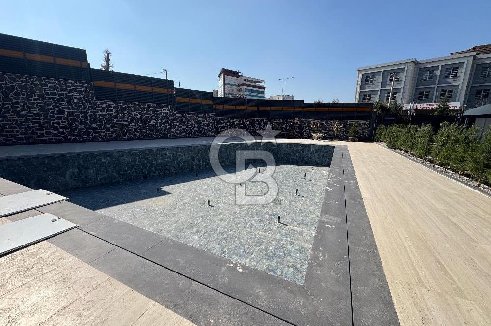 Prestij modern konfor Çiğli merkez de müstakil havuzlu villa